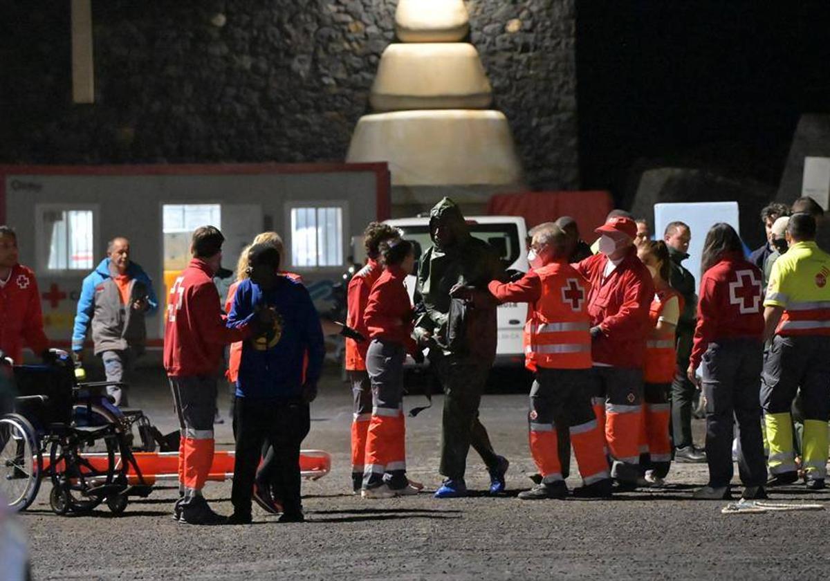 El Hierro recibió más migrantes en siete meses que todo el Mediterráneo español en 2023