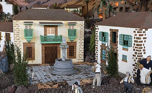 Imagen principal - El belén de Telde sigue reinando