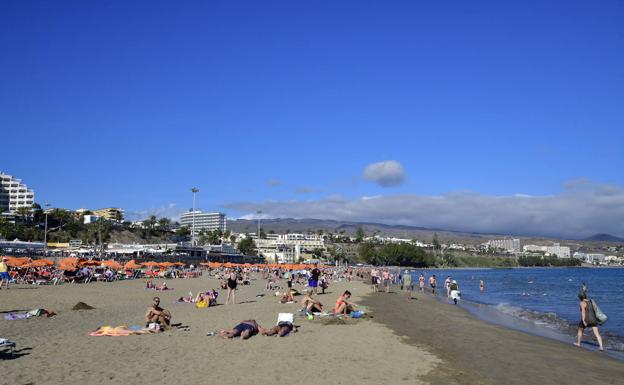 Más de 11,1 millones de turistas dejan 16.000 millones en Canarias hasta noviembre