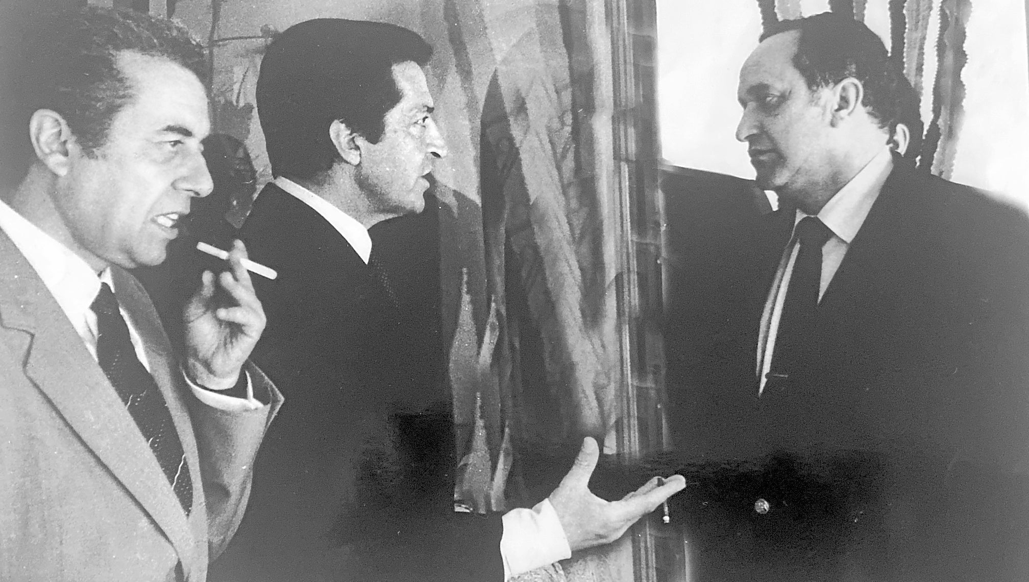 Lorenzo Olarte, Adolfo Suárez y el autor de este artículo. 