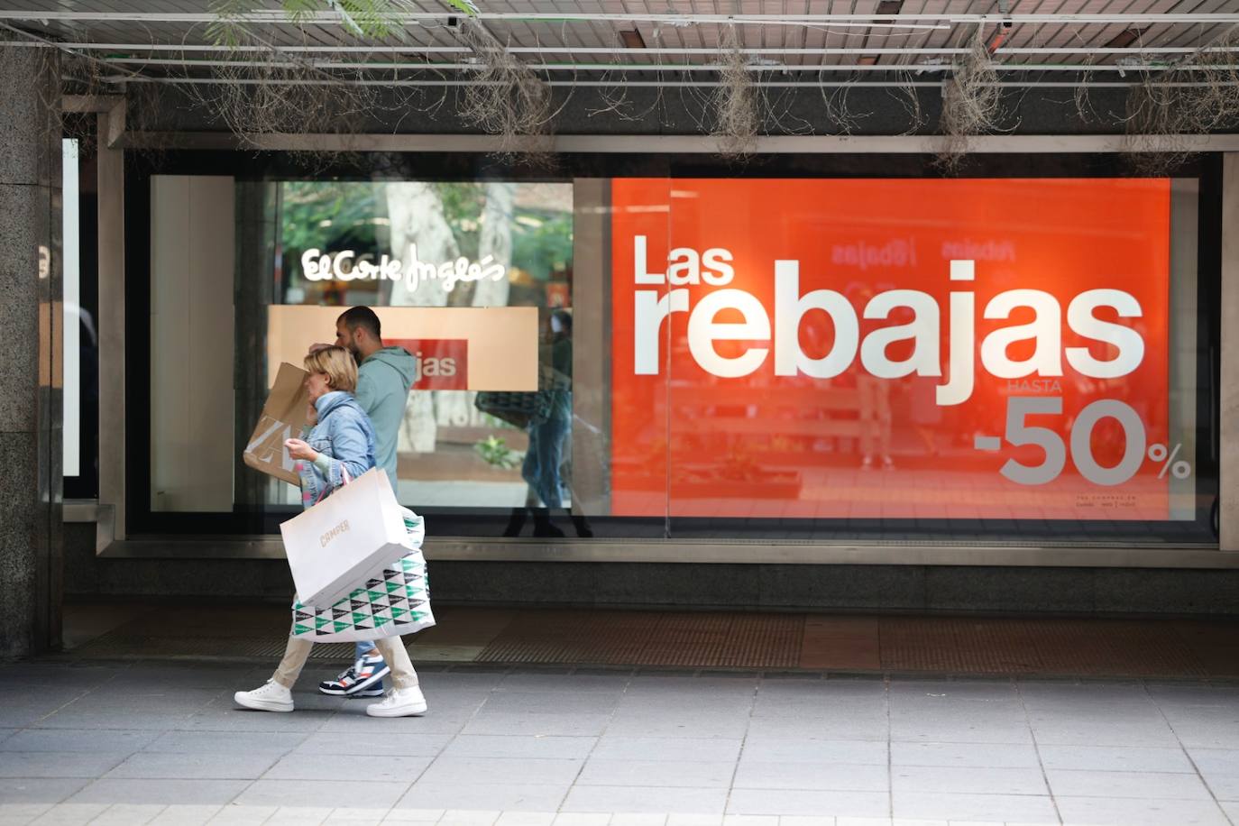 Imagen de la zona comercial de Mesa y López esta mañana. 