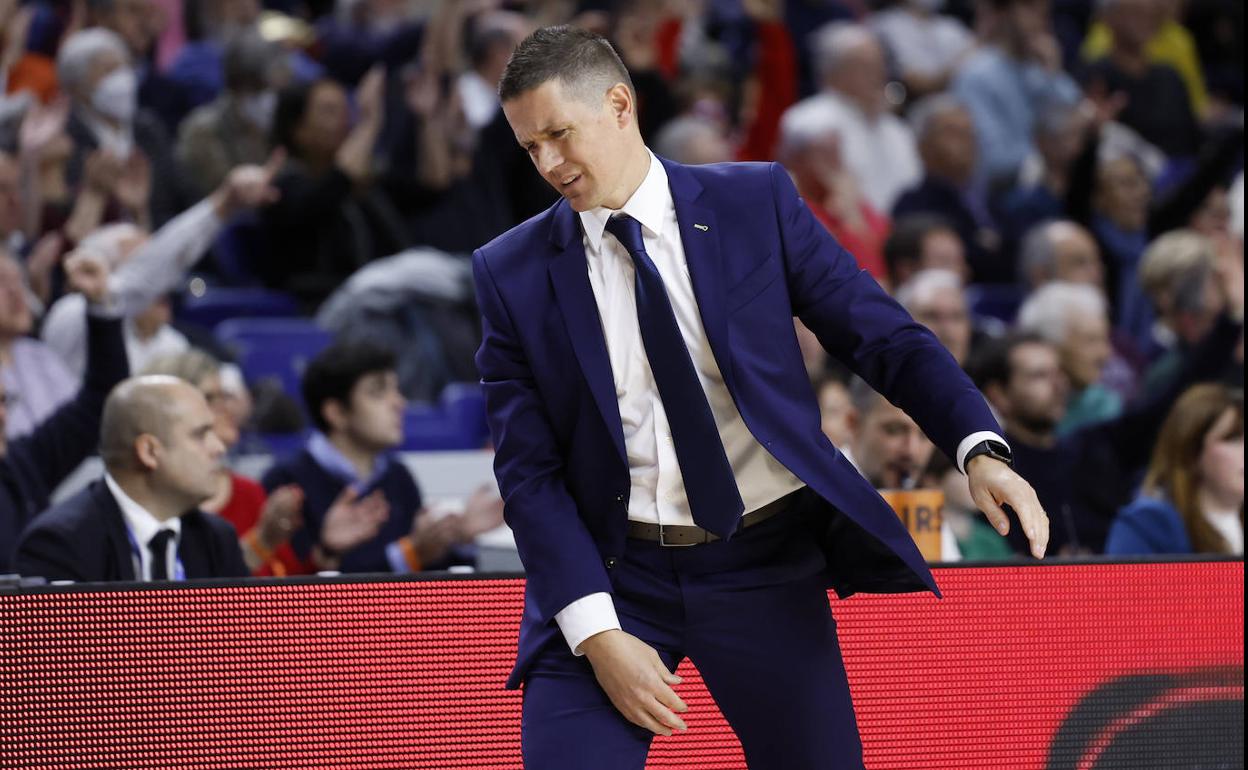 Jaka Lakovic se lamenta durante un lance del partido en Madrid. 