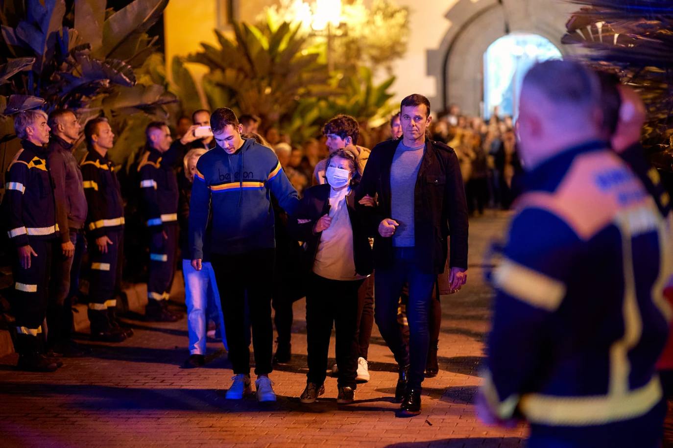 Fotos: Homenaje de los bomberos de Gran Canaria a su compañero Sánchez Cazón