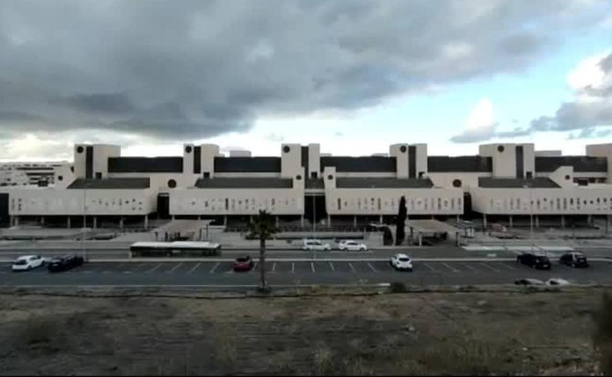 Imágenes del Hospital Universitario de Gran Canaria Doctor Negrín.