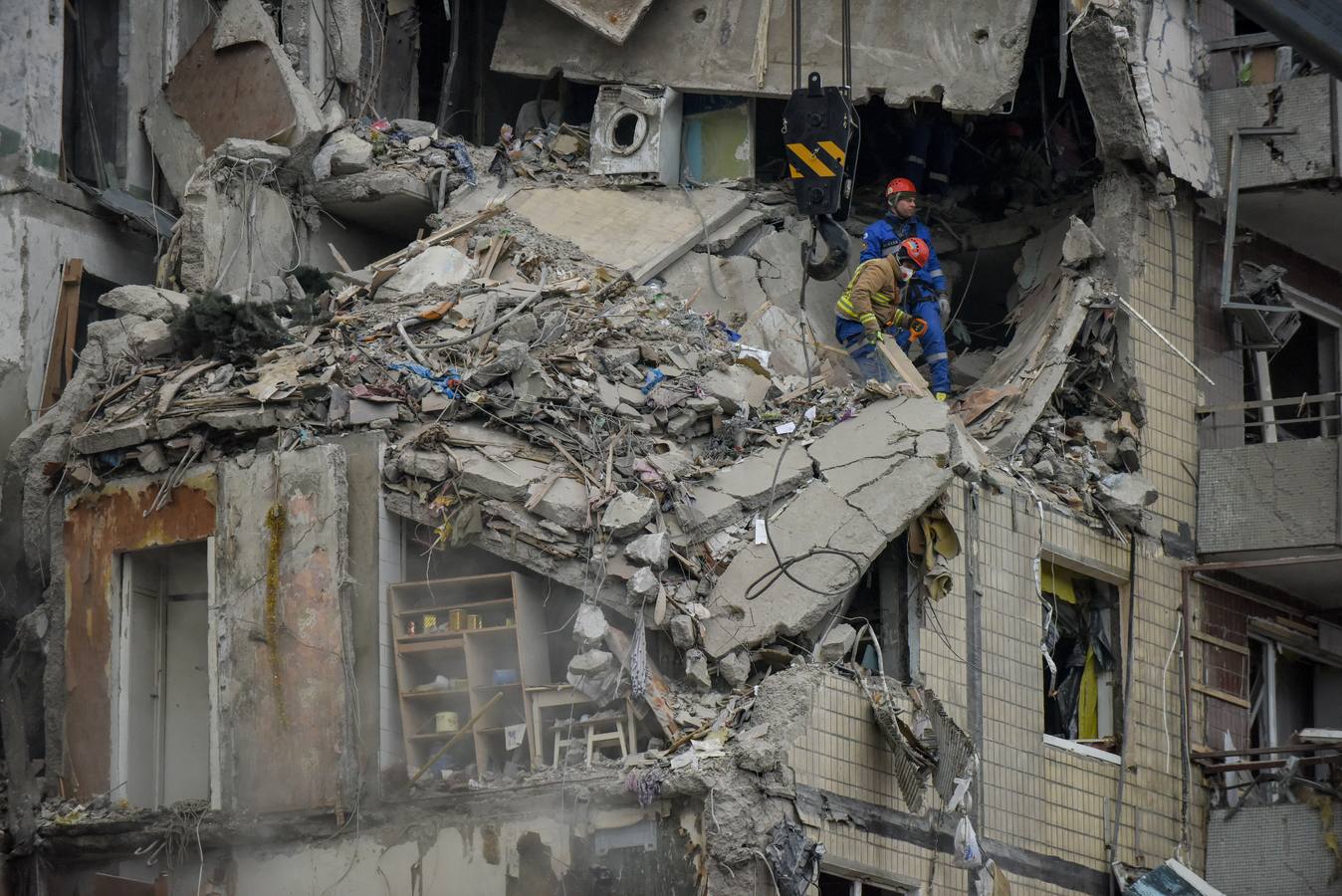 Fotos: El bombardeo de un edificio de viviendas en Dnipró crea una de las mayores masacres la guerra de Ucrania