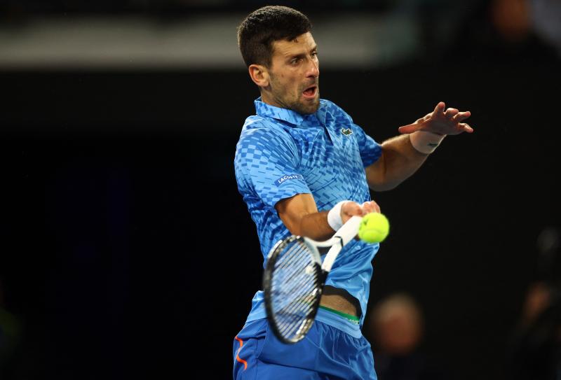 Djokovic solventa un susto en una jornada agridulce para los españoles