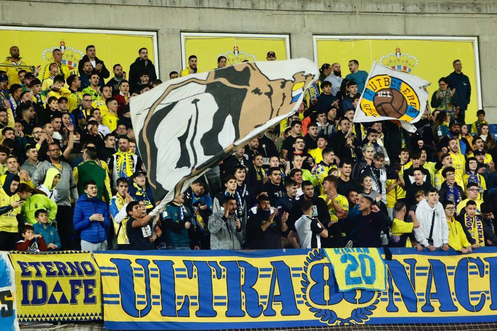 Fotos: UD Las Palmas - CD Mirandés, en imágenes