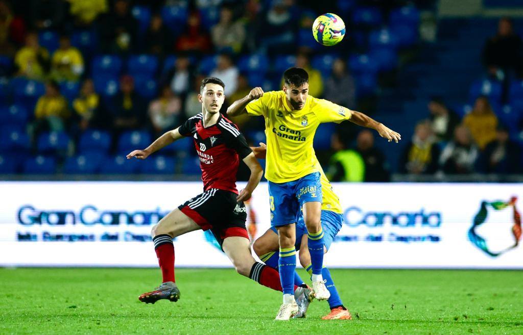 Fotos: UD Las Palmas - CD Mirandés, en imágenes