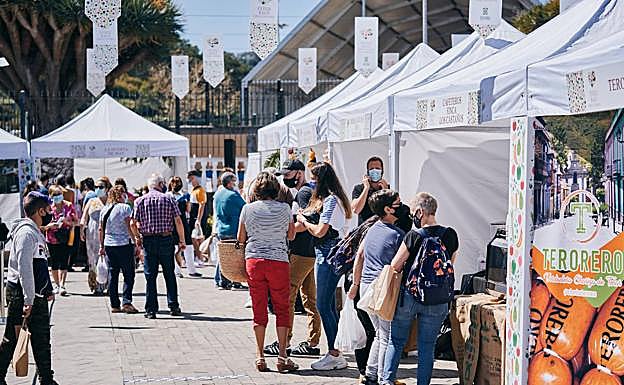 Imagen principal - La Feria Km.0 a regresa a Moya