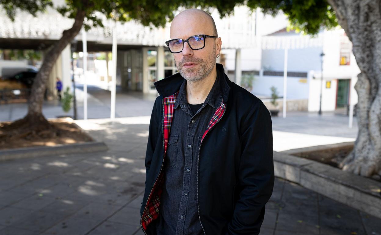 El escritor gallego Diego Ameixeiras, durante la tercera edición de Aridane Criminal. 