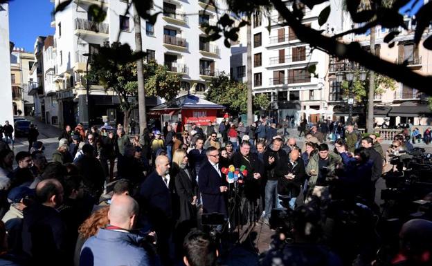 El portavoz de Vox en Andalucía atiende a los medios en Algerciras, esta mañana 