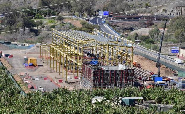 Estado actual de las obras de construcción de la desalinizadora de Salto de Chira. 