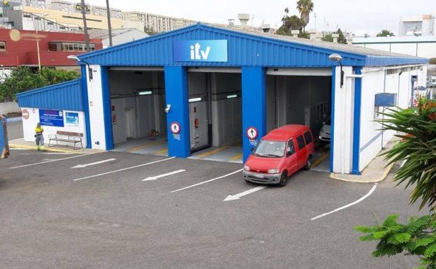 Estación de servicio de revisiones de las ITV. /c7