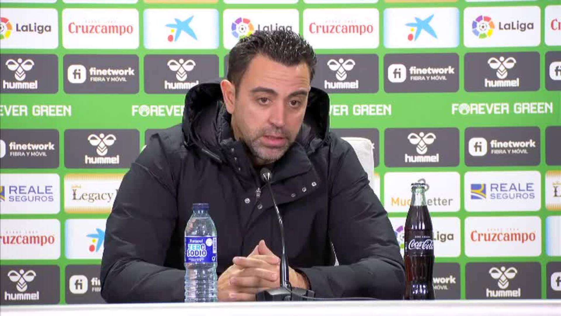 Xavi: "Los números son extraordinarios, pero hay que seguir"