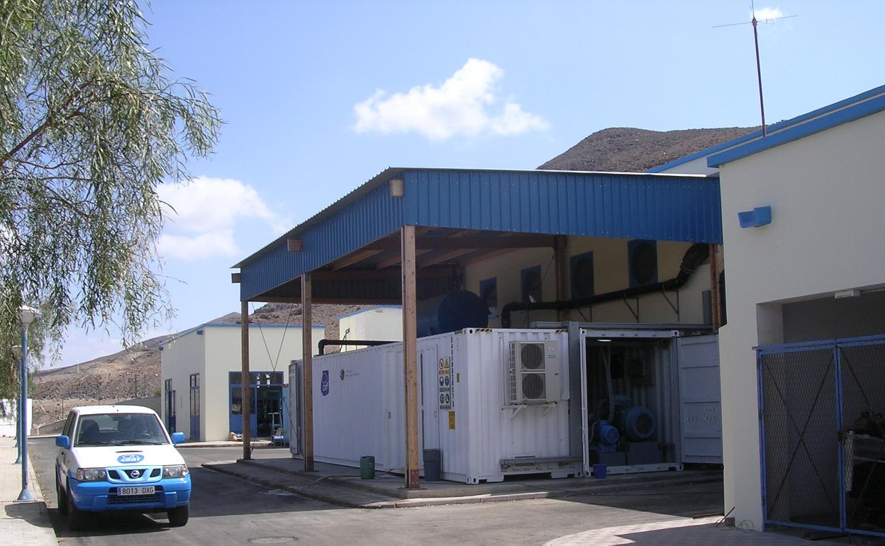 Planta desaladora de Gran Tarajal, en el municipio de Tuineje. 