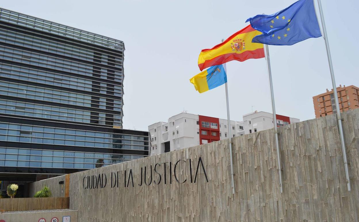 Califican de «insuficiente» la ley que protege a los denunciantes de corrupción