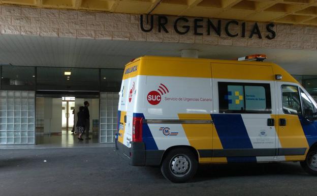 Un motorista herido grave al chocar con un turismo en Guía