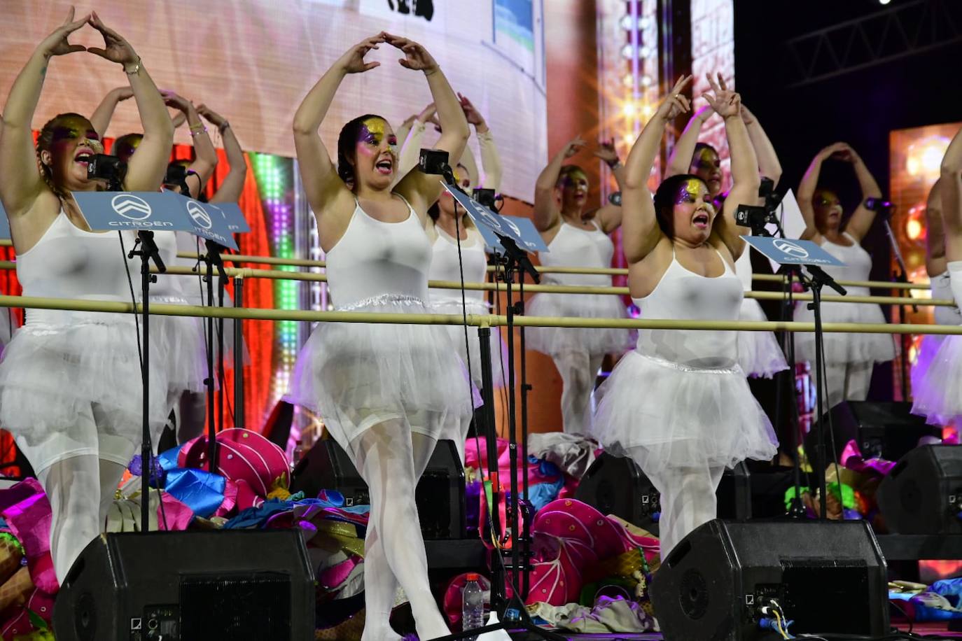 Fotos: Santa Catalina se llena para escuchar a las murgas