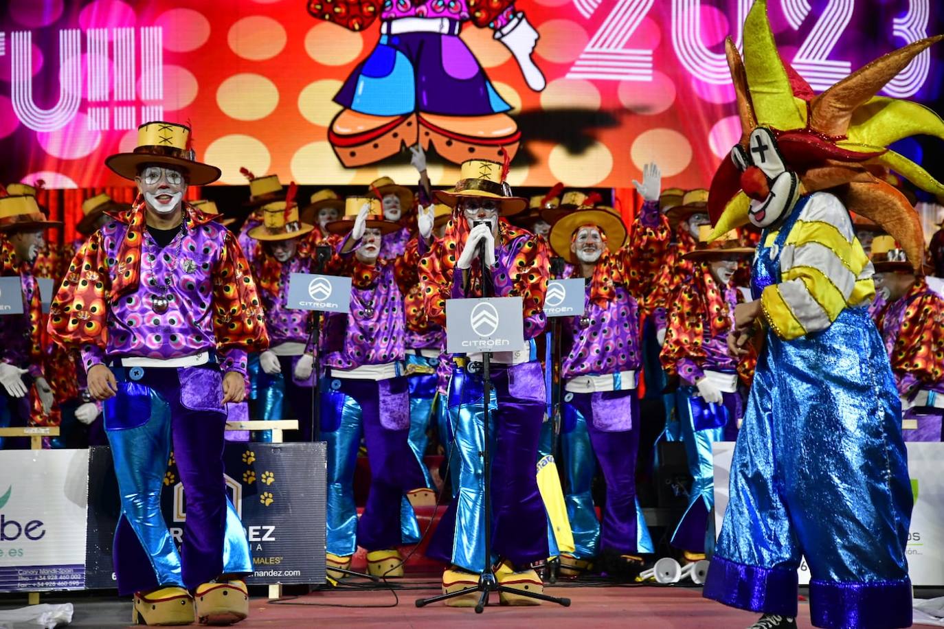 Fotos: Santa Catalina se llena para escuchar a las murgas