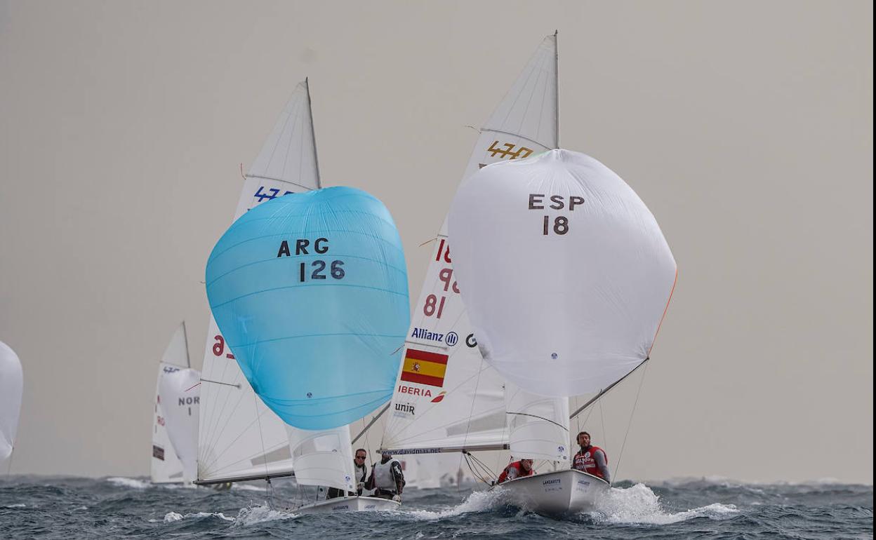 Medal Race 470. Los españoles, al frente. 