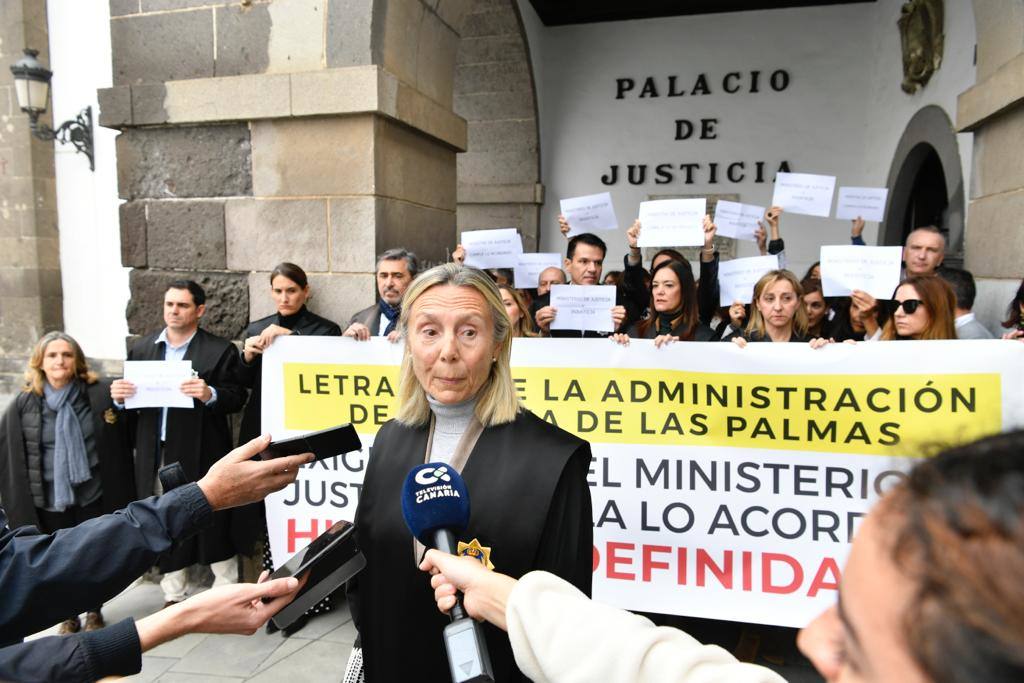 Fotos: Los letrados de la administración de Justicia siguen firmes en su protesta