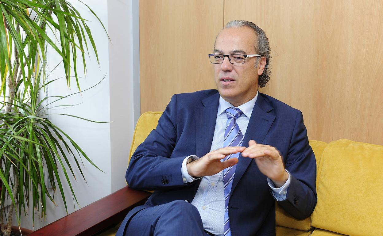 Imagen de archivo de Jesús Morera, jefe del servicio de Neurocirugía del Negrín 