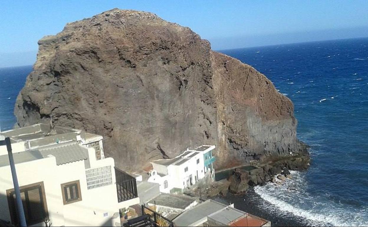 Imagen de los roques de Fasnia. 