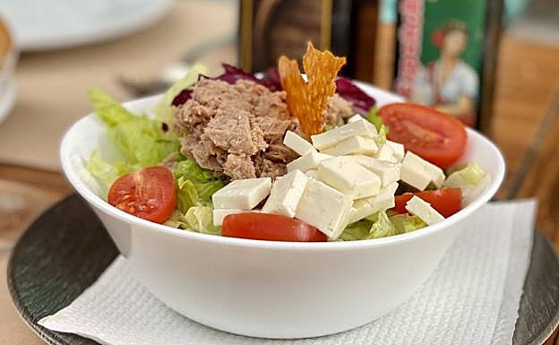 Ensalada mixta de La Montanera