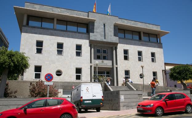 El fiscal pide 15 años de cárcel para el agresor sexual que actuaba el día del cumpleaños de la menor