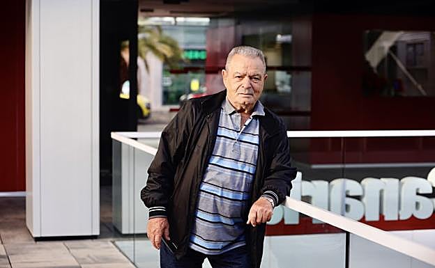 Domingo Afonso, durante el reportaje en las instalaciones de CANARIAS7. 