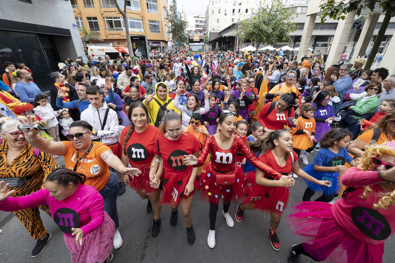 Fotos: Los más pequeños se lo pasaron en grande en la cabalgata infantil