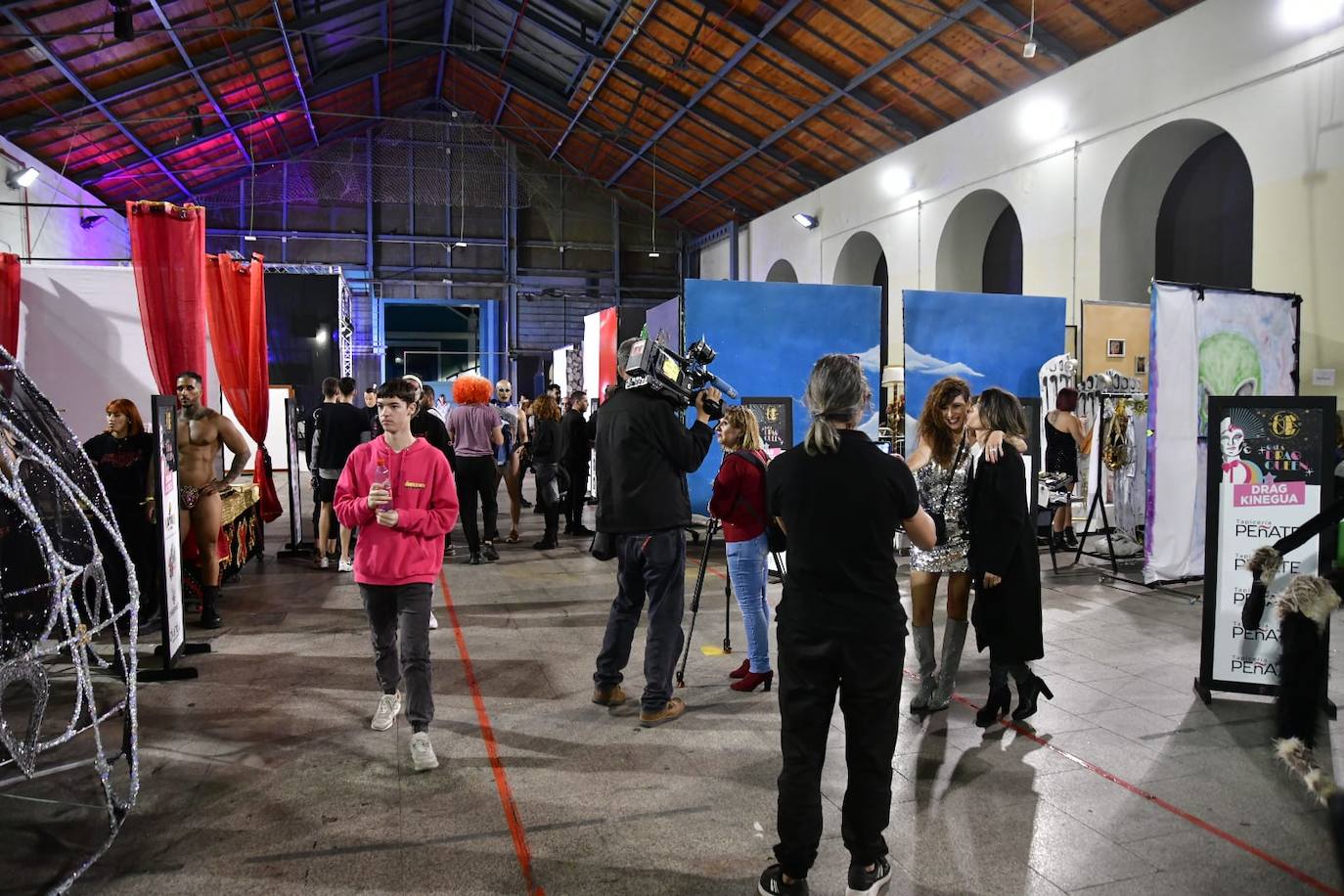 Fotos:Lleno total en la gala drag más esperada