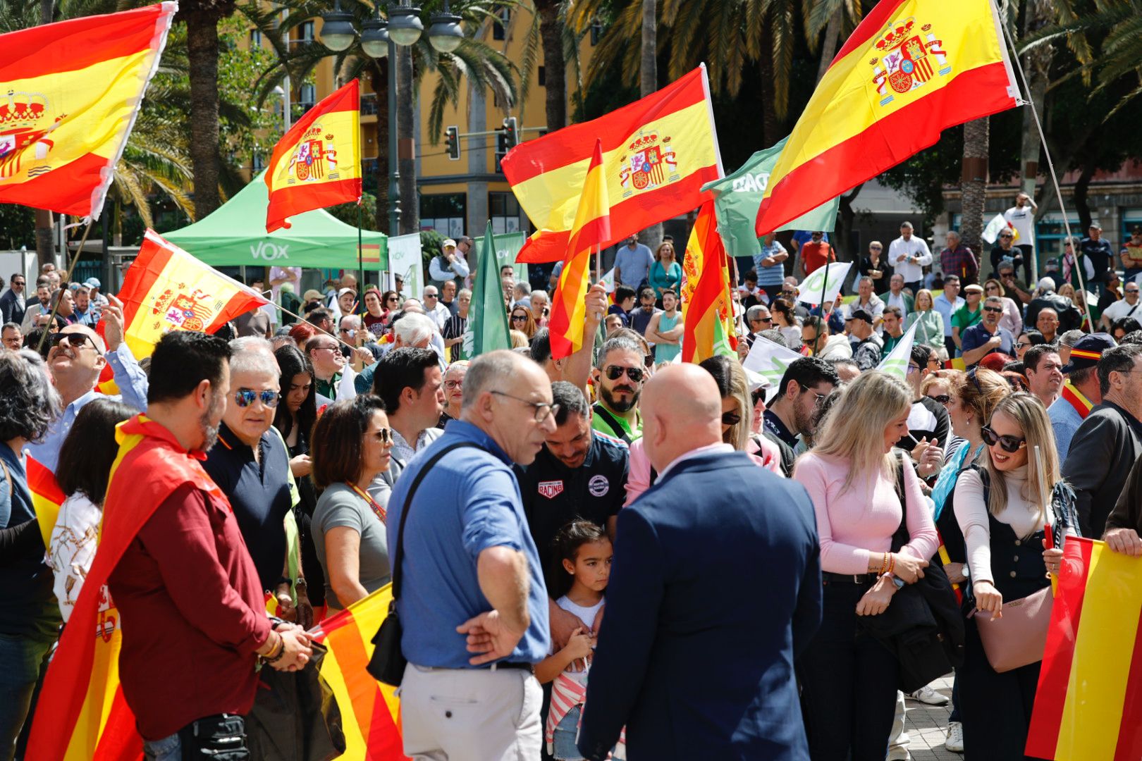 Fotos: Abascal y su campaña &#039;España decide&#039; en Las Palmas de Gran Canaria