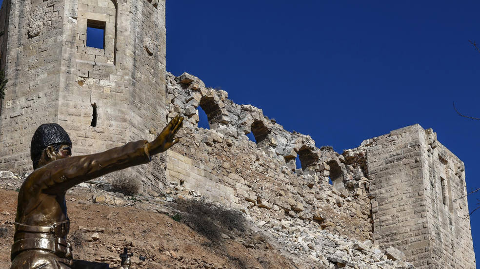 Vista general del castillo de Gaziantep, dañado por el reciente terremoto de Turquía, en dicha ciudad otomana. Más de 50.000 personas fallecieron y varios miles resultaron heridas después de que unos seísmos de gran intensidad golpearan recientemente el sur de Turquía y el norte de Siria. 