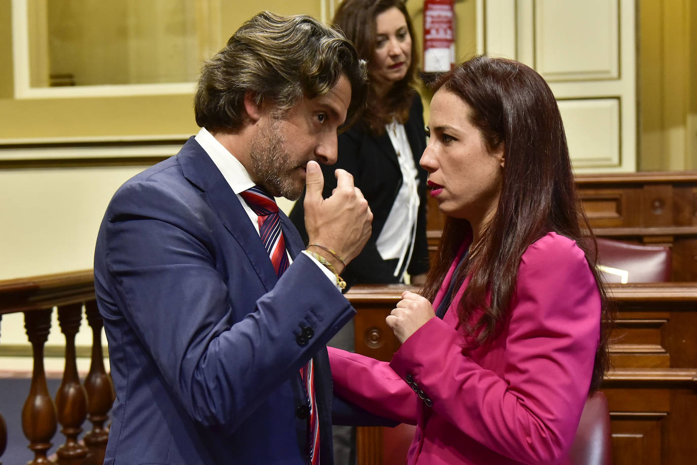 Matos and Hernández (d) repeat on the list to Parliament. 
