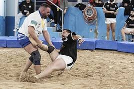 Aitor Lorenzo, a lo suyo.