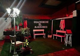 Uno de los espacios del guachinche.