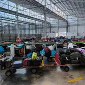 Más de 600 maletas están apiladas en el aeropuerto de Gran Canaria por la huelga de Iberia