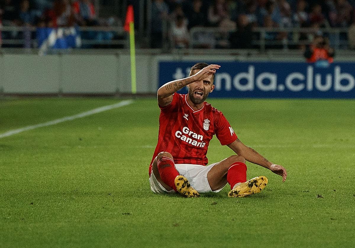 La peor UD de la temporada tira la Copa en el Heliodoro (2-0)