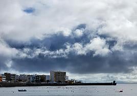 La semana comienza con más calor e intervalos de nubes altas