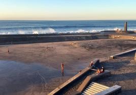 Llegan pélets a la costa de Tenerife