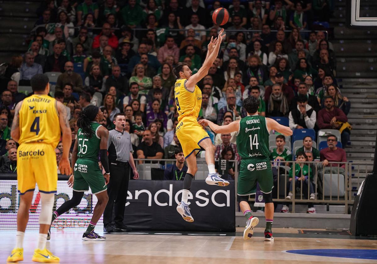 El Dreamland Gran Canaria acarició la gesta en el Martín Carpena (80-77)