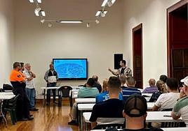 Los carroceros conocieron de primera mano el nuevo recorrido de la cabalgata teldense.