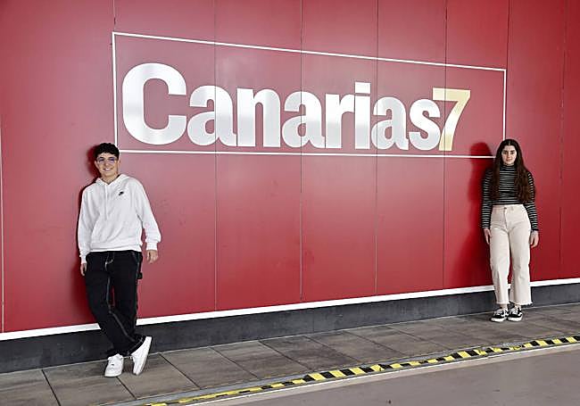 Marta y Victoria, en las instalaciones de CANARIAS7.