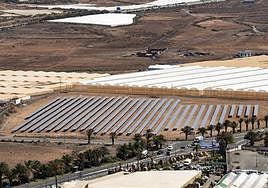 Imagen de una planta fotovoltaica en Agüimes.