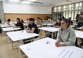 Imagen de archivo de alumnado en una pureba de la EBAU en la ULPGC el pasado junio.