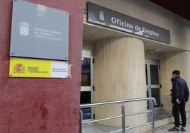 Oficina de empleo en Canarias.