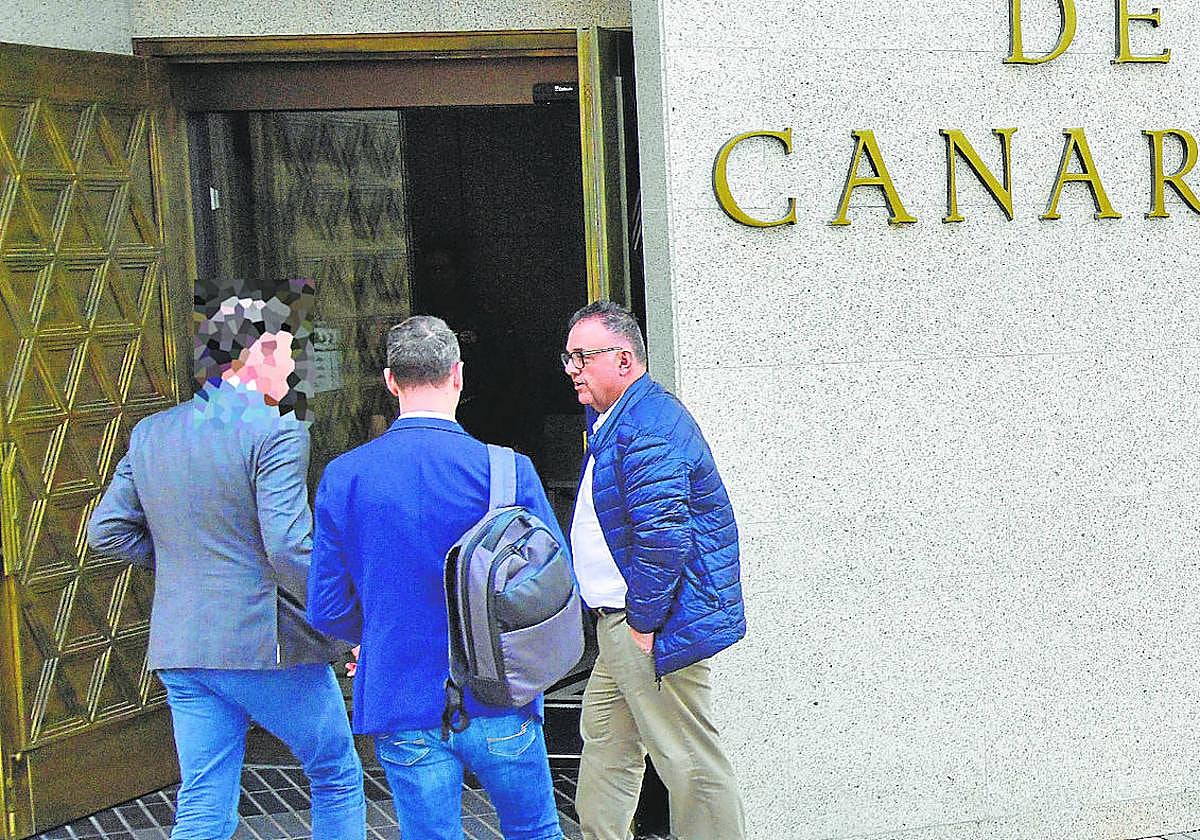 Conrado Domínguez al Mediador: «¿Cuánto le facturo a este?»