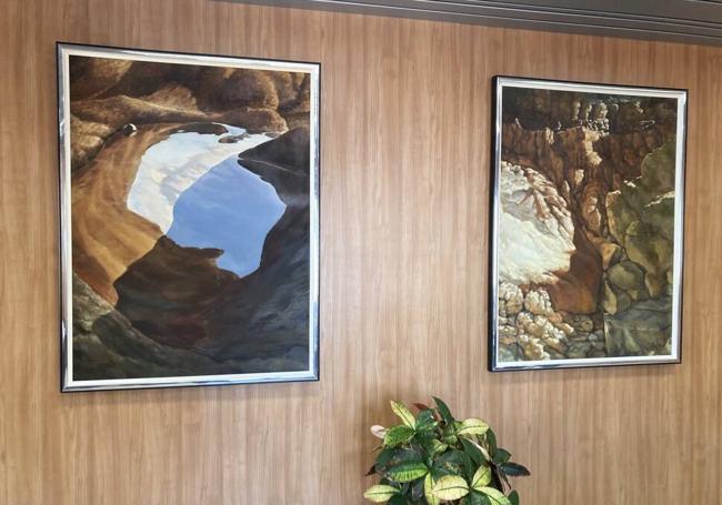 Dos de los cuadros están en el despacho de Alcaldía.