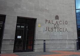 Cuatro jóvenes aceptan 3 meses de cárcel por allanar una casa y causar lesiones